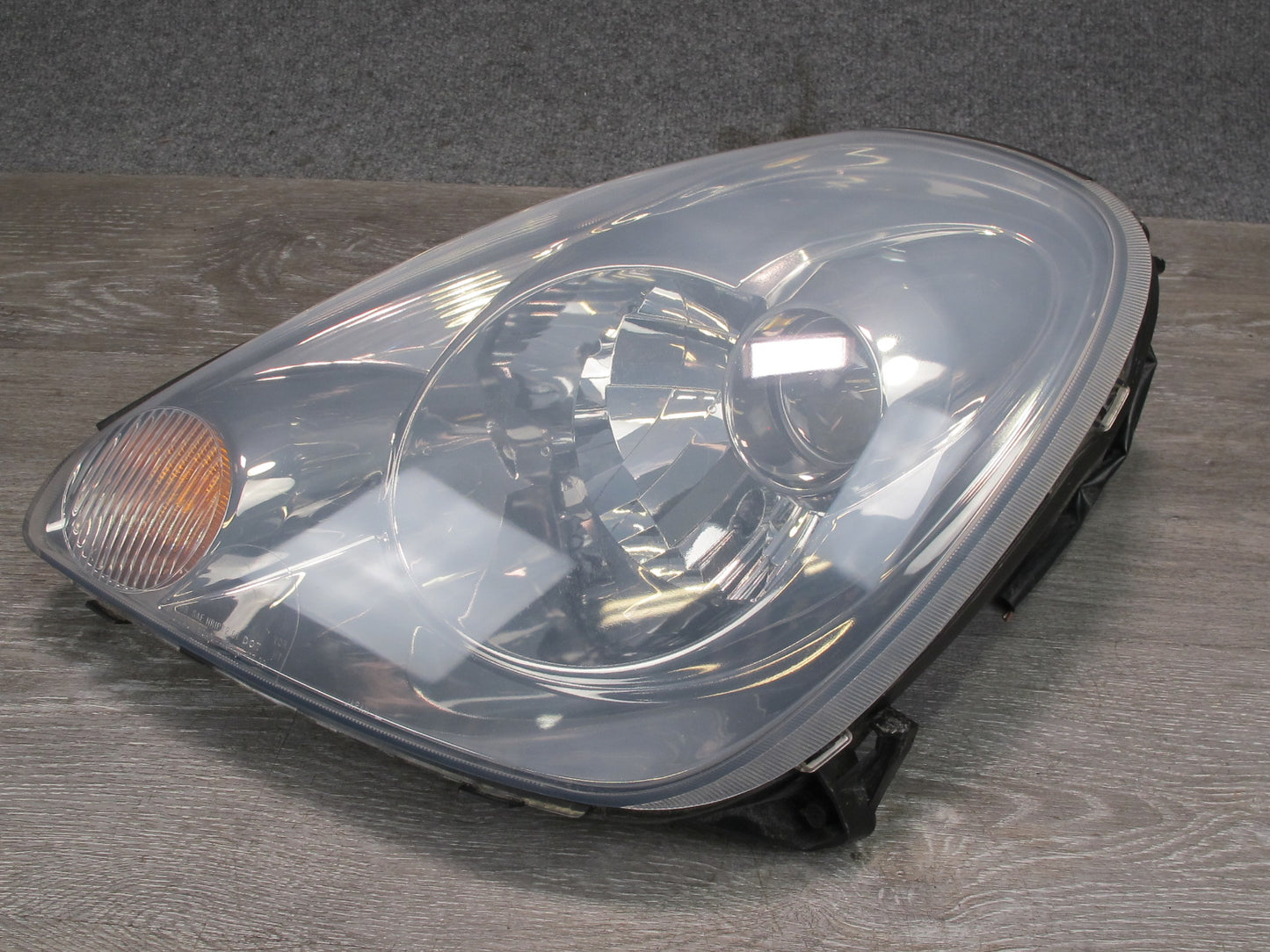 03-05 Toyota MR2 Spyder ZZW30L Front Left Headlight Lamp OEM