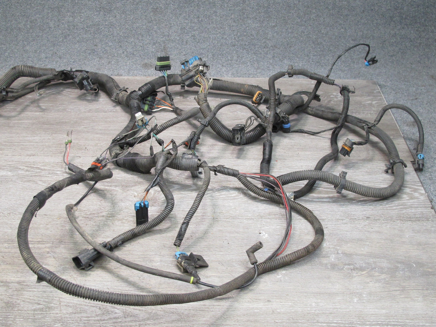 2004 Chevrolet Corvette C5 5.7L LS1 A/T Engine Bay Wire Wiring Harness OEM