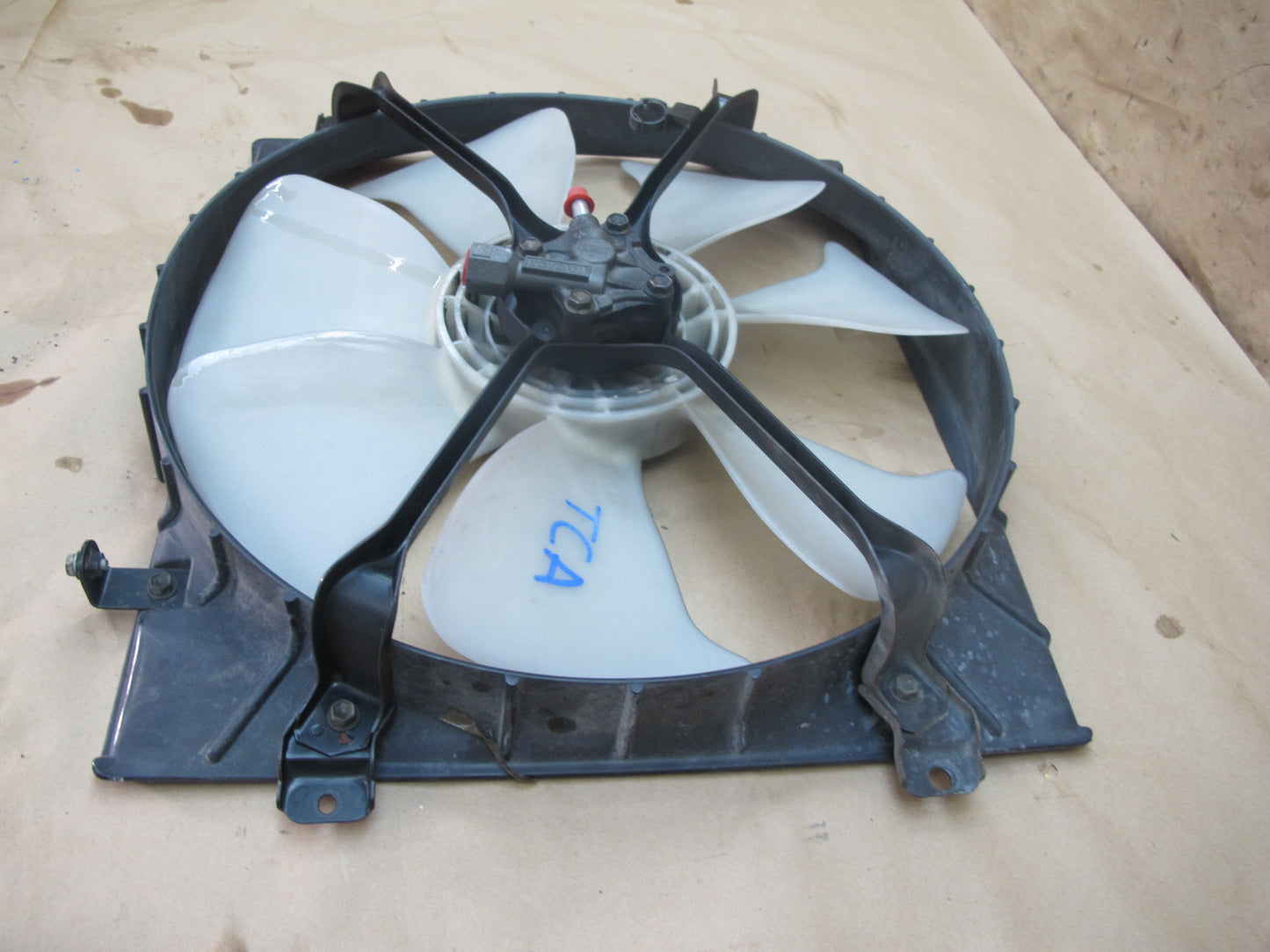 92-96 Toyota Cresta MARK2 JZX90 2.5 1JZGTE Engine Cooling Fan Motor Shroud OEM