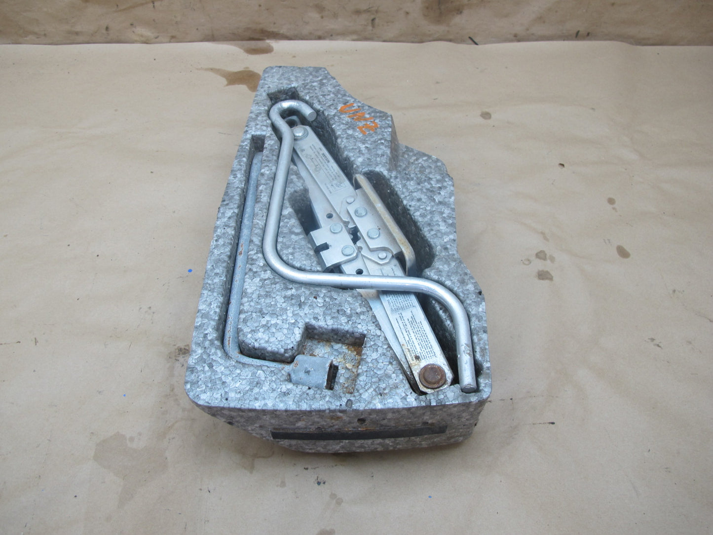 90-96 Nissan Z32 300ZX Emergency Spare Tire Lift Jack Tool KIT w Foam OEM