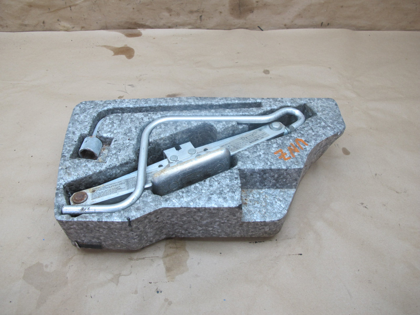 90-96 Nissan Z32 300ZX Emergency Spare Tire Lift Jack Tool KIT w Foam OEM