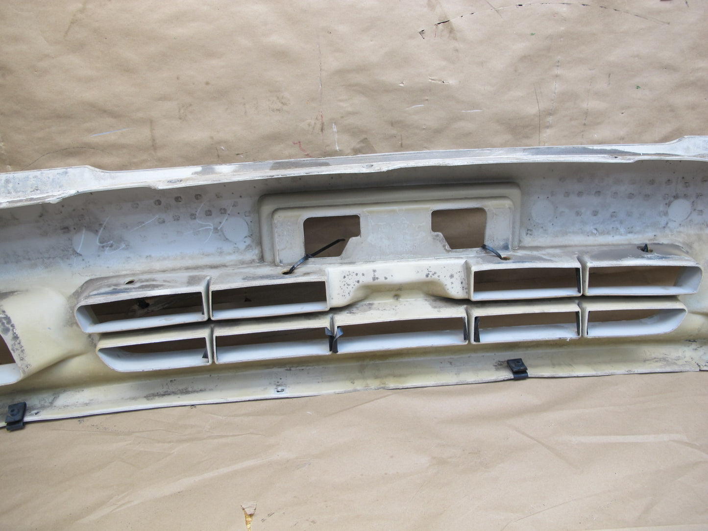 94-96 Toyota Cresta JZX90 Front Bumper Cover OEM