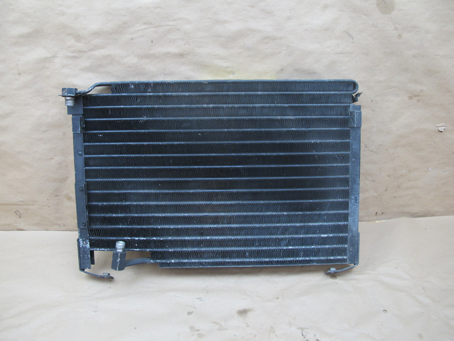 1983-1986 Porsche 928 S A/C Air Condition Condenser 92857314303