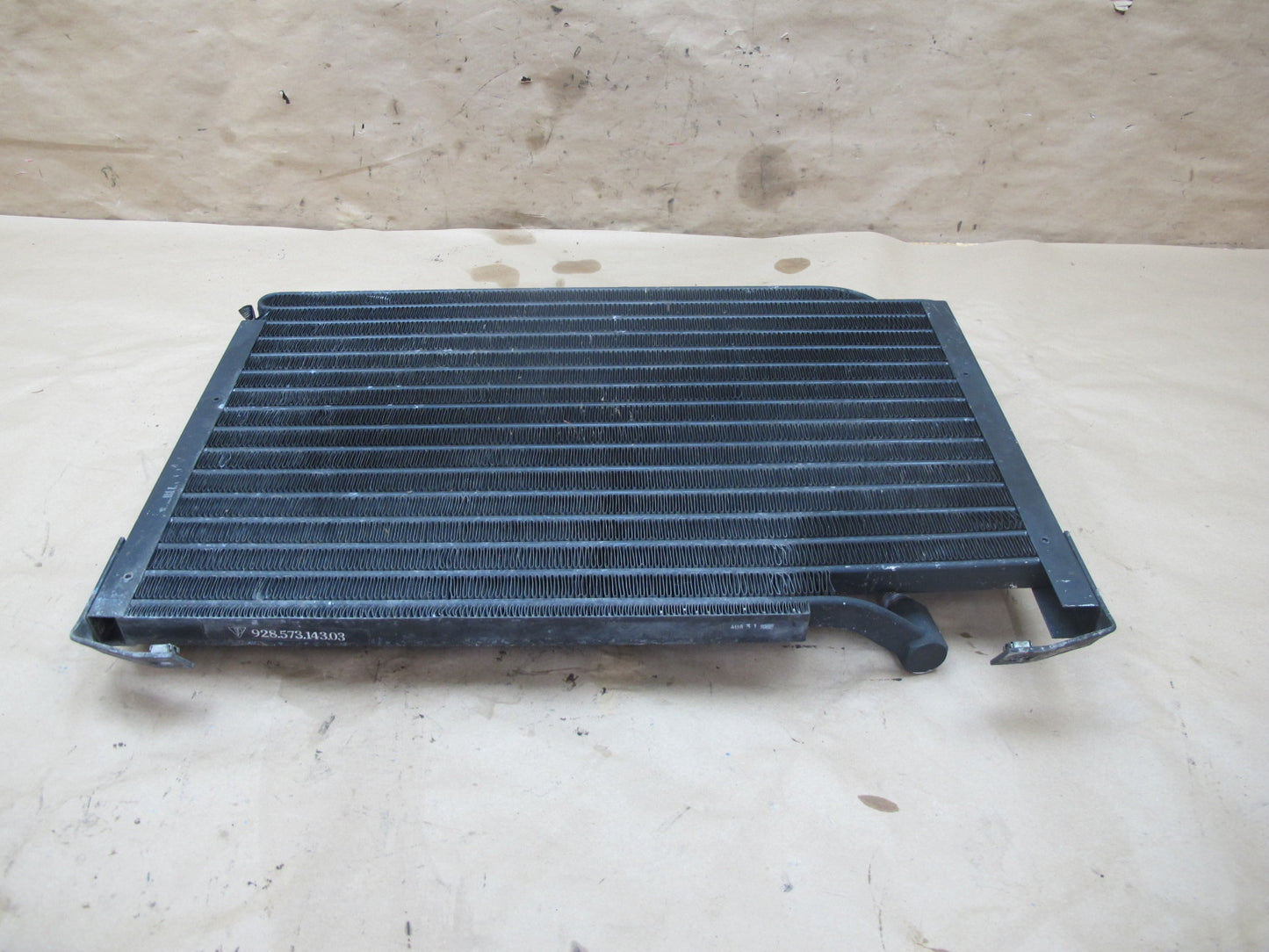 1983-1986 Porsche 928 S A/C Air Condition Condenser 92857314303