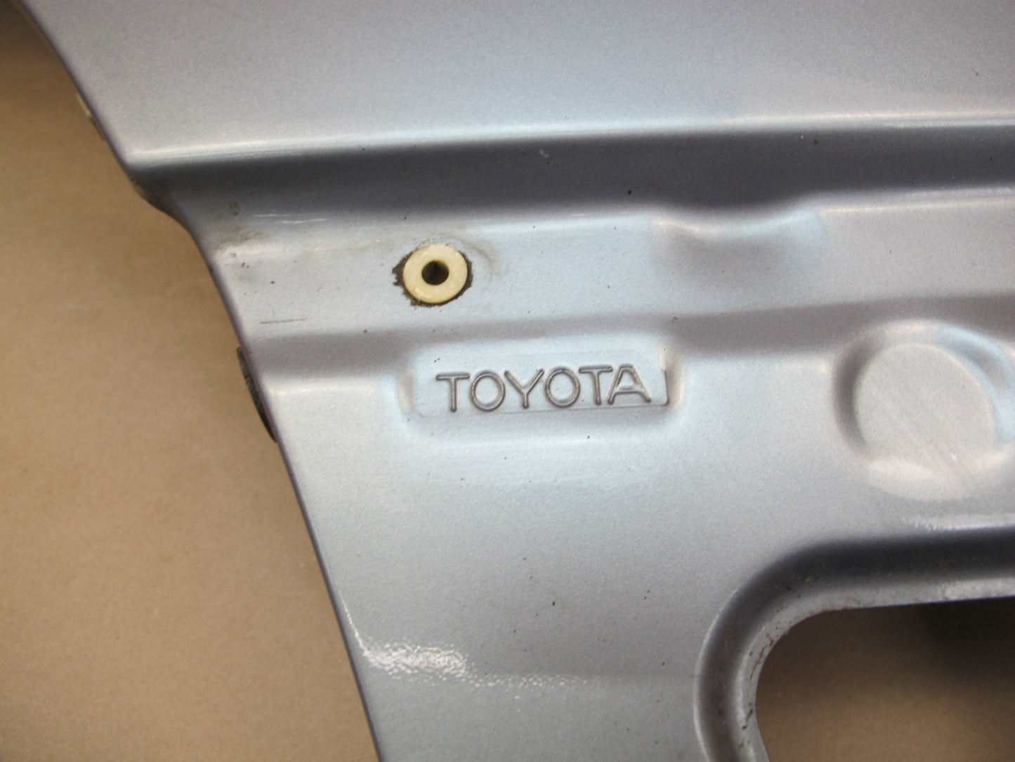 01-03 Lexus UCF30L LS430 Front Left Fender Shell Cover Panel OEM
