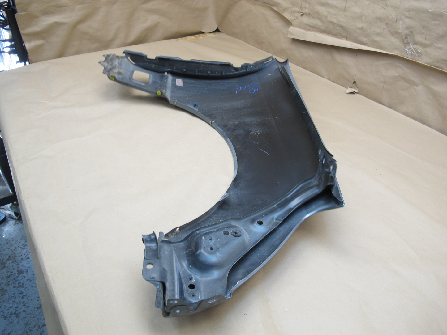 01-03 Lexus UCF30L LS430 Front Left Fender Shell Cover Panel OEM