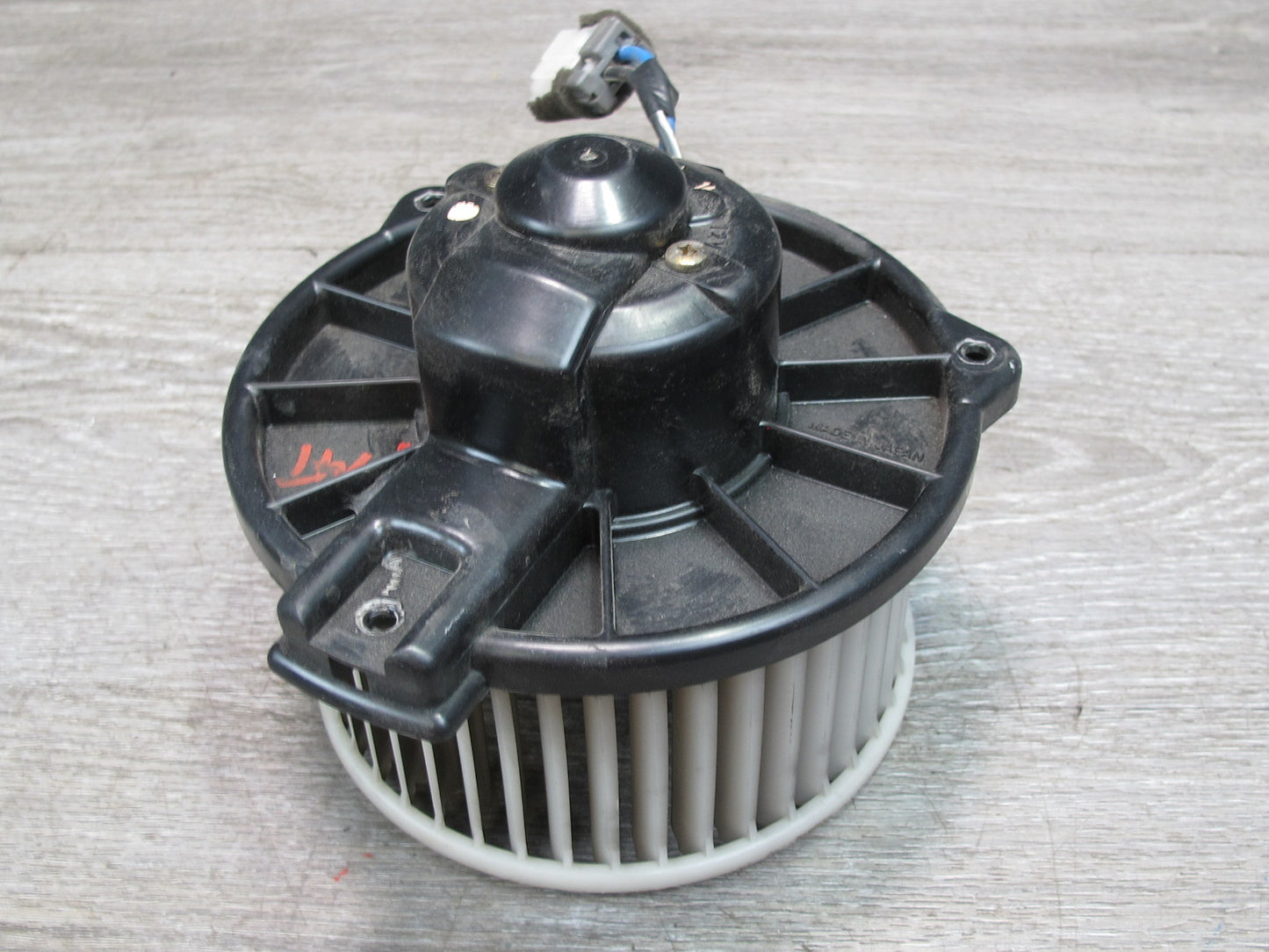 91-99 Dodge Stealth 3000GT AC Heater Blower Fan Motor w Temperature Sensor OEM