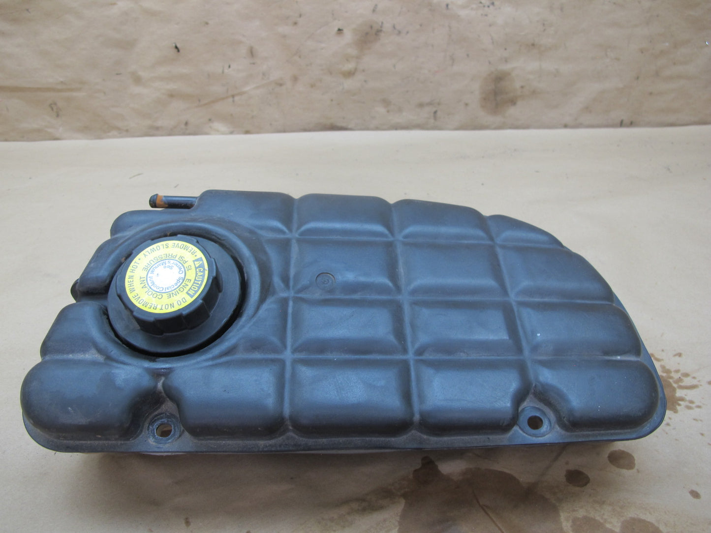 00-04 Chevrolet Corvette C5 Engine Coolant Overflow Reservoir Tank OEM