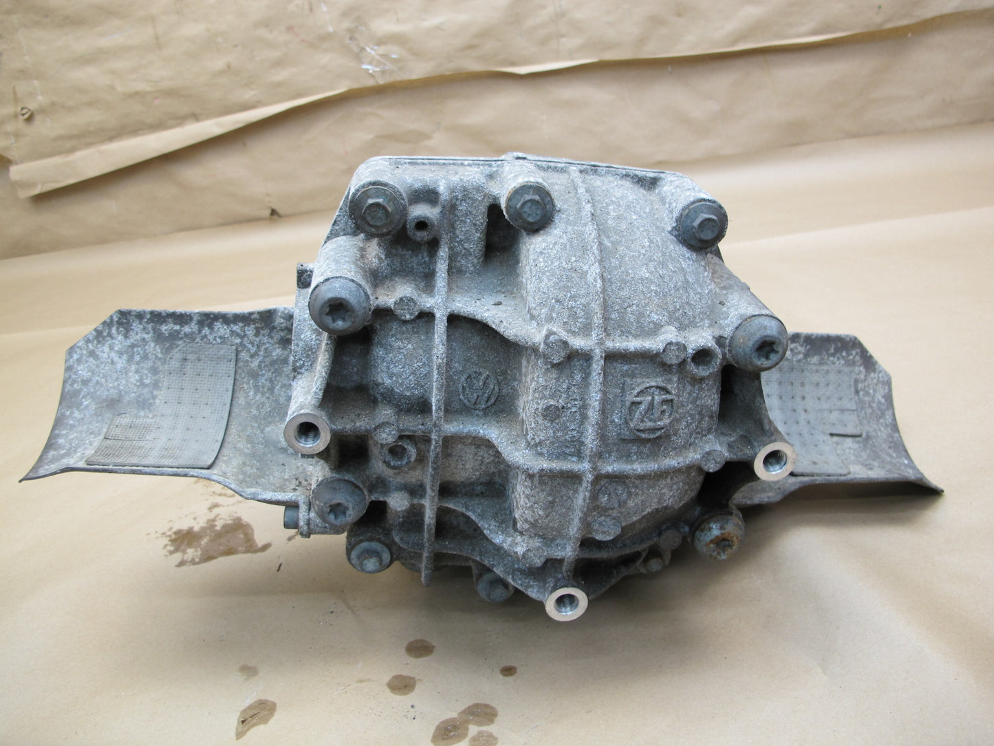 03-10 Bentley Continental GTC GT Flying Spur 6.0L Rear Axle Differential Carrier