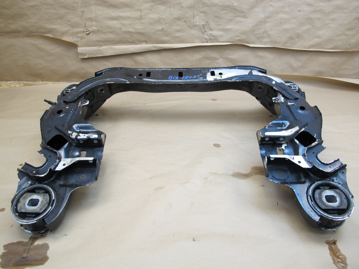 06-12 Bentley Continental Flying Spur Front Engine Subframe Crossmember Carrier