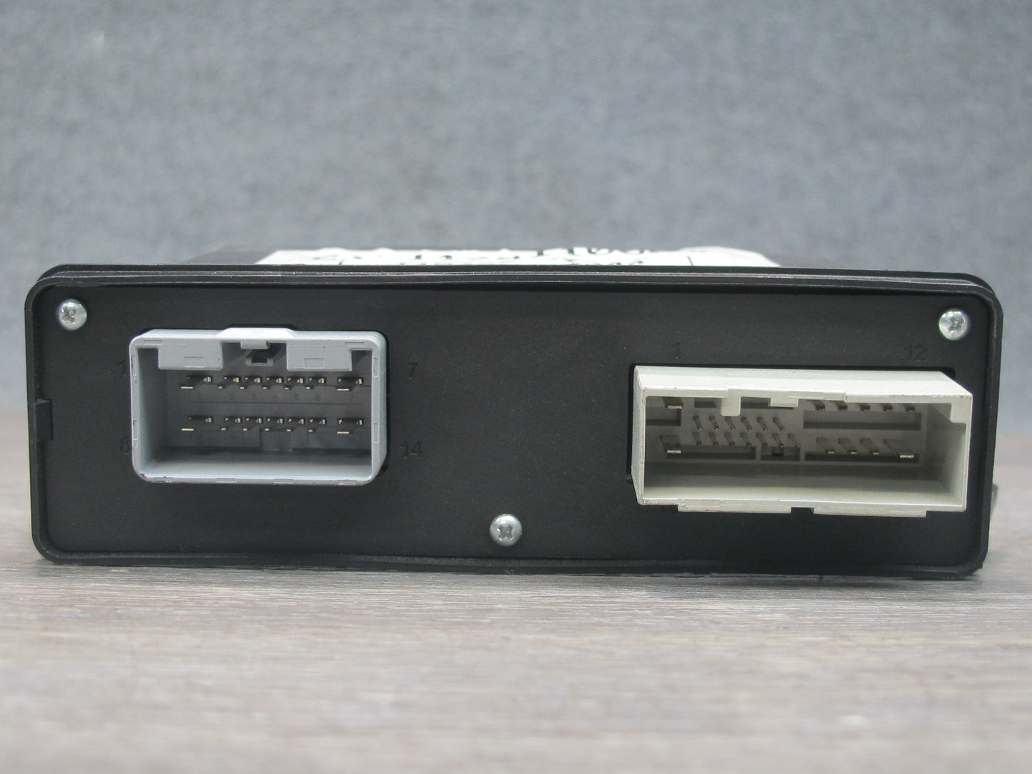 11-12 Fisker Karma DCM Dash Computer Control Module Unit C131128110000 OEM