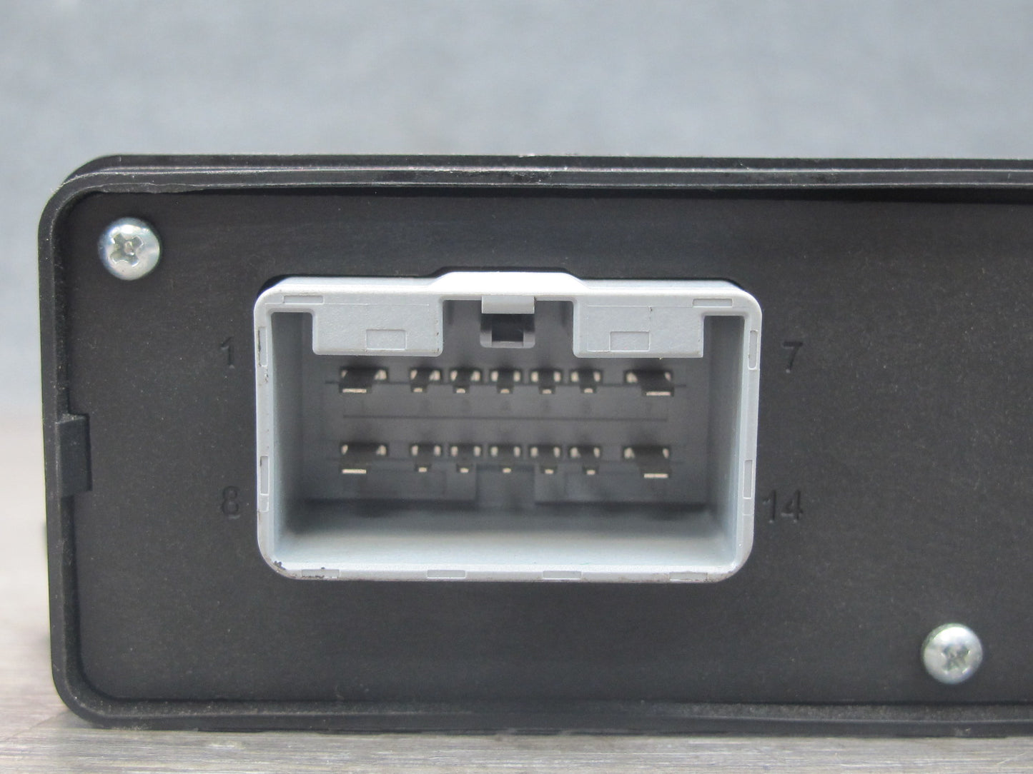 11-12 Fisker Karma DCM Dash Computer Control Module Unit C131128110000 OEM