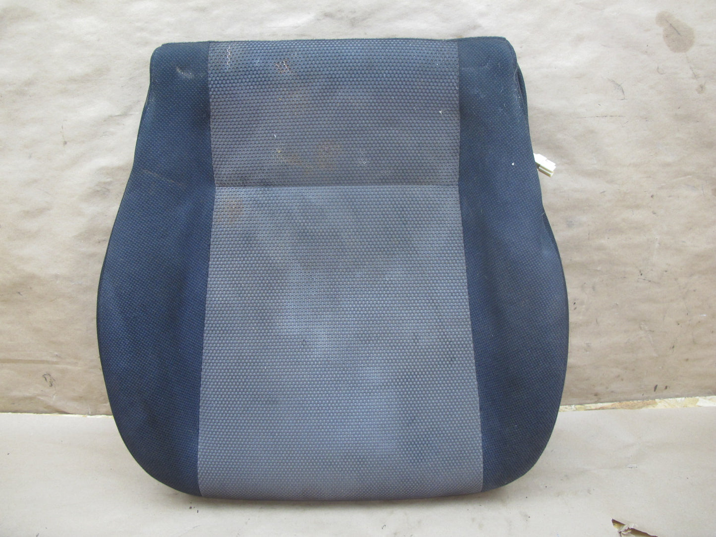 00-05 Toyota MR2 Spyder Front Right Passenger Seat Lower Cushion Cloth OEM