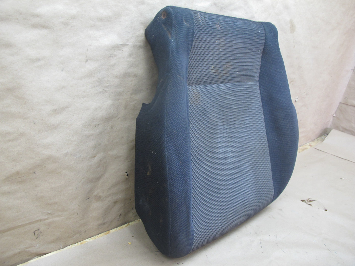 00-05 Toyota MR2 Spyder Front Right Passenger Seat Lower Cushion Cloth OEM