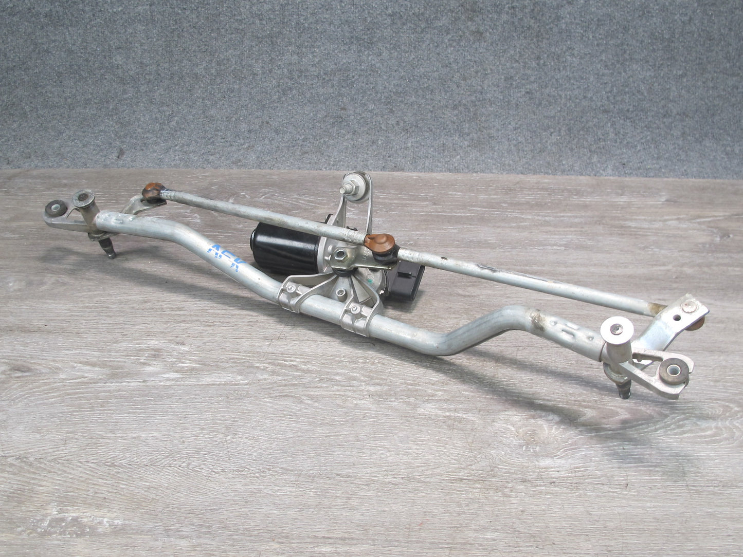 11-12 Karma Fisker Front Windshield Wiper Transmission Linkage w Motor OEM