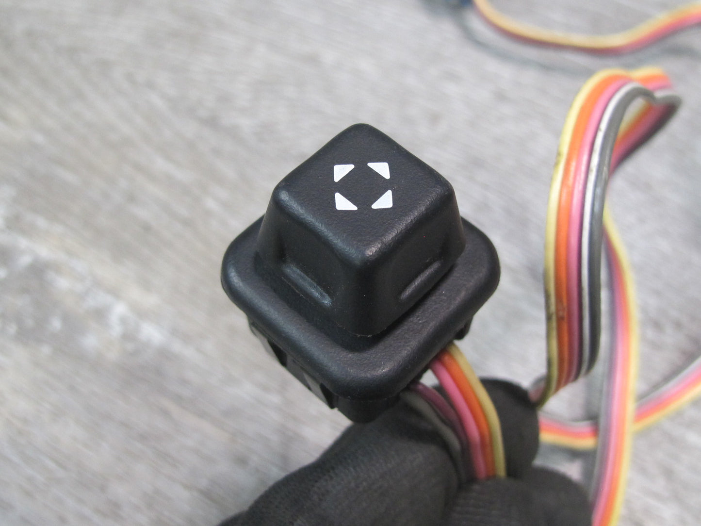 11-12 Fisker Karma Steering Column Tilt Adjust Switch w Wire Wiring OEM