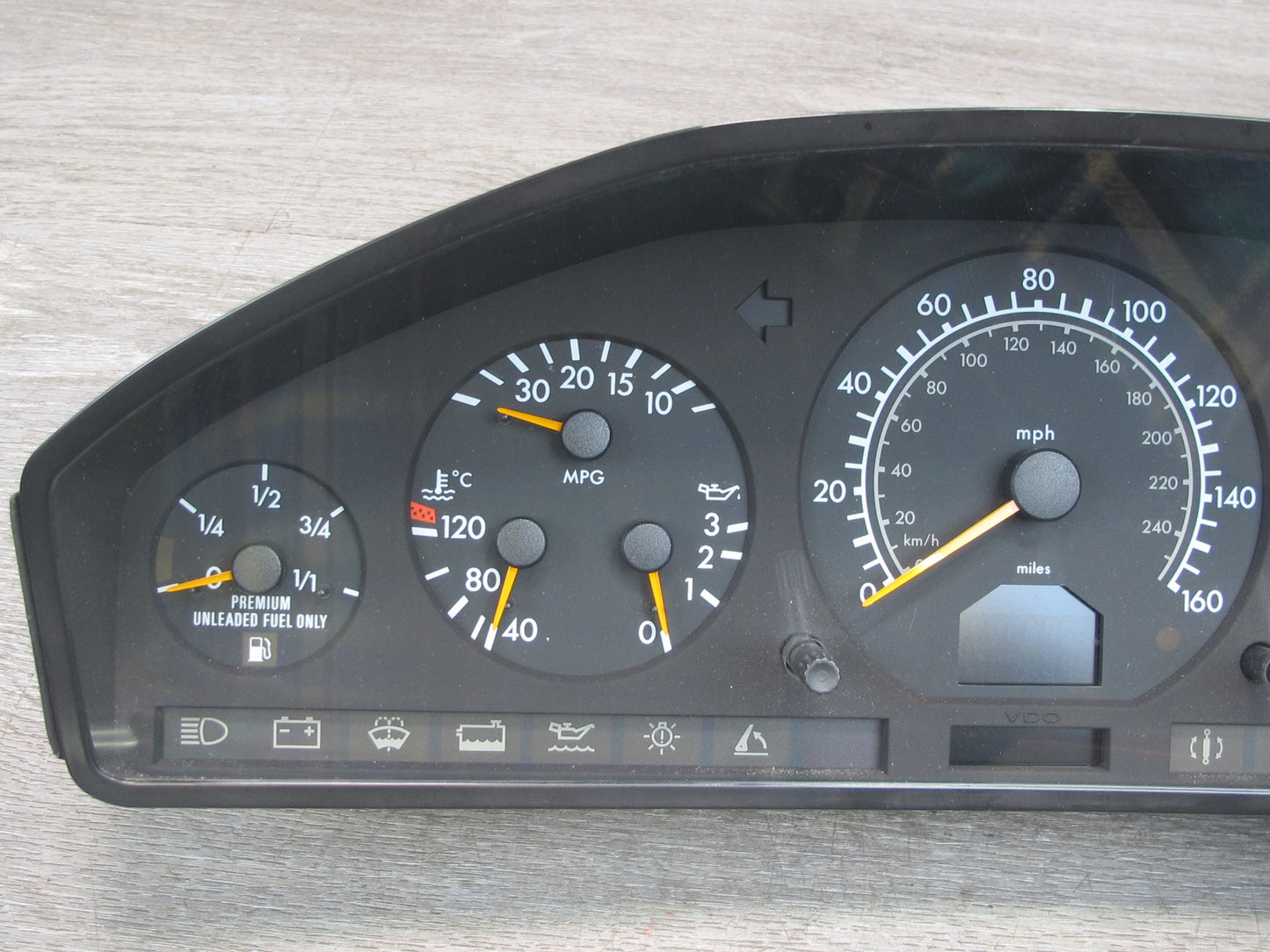 98-99 Mercedes R129 Sl-class Instrument Cluster Gauge Speedometer OEM