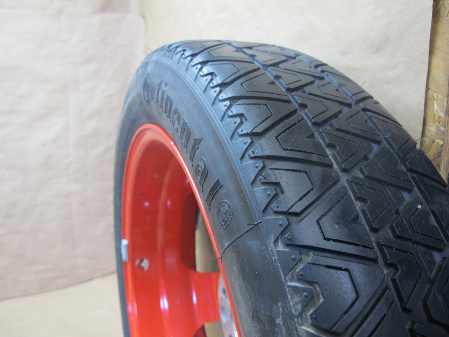 06-12 Bentley Continental Flying Spur Emergency Spare Wheel Tire T155/70 R19