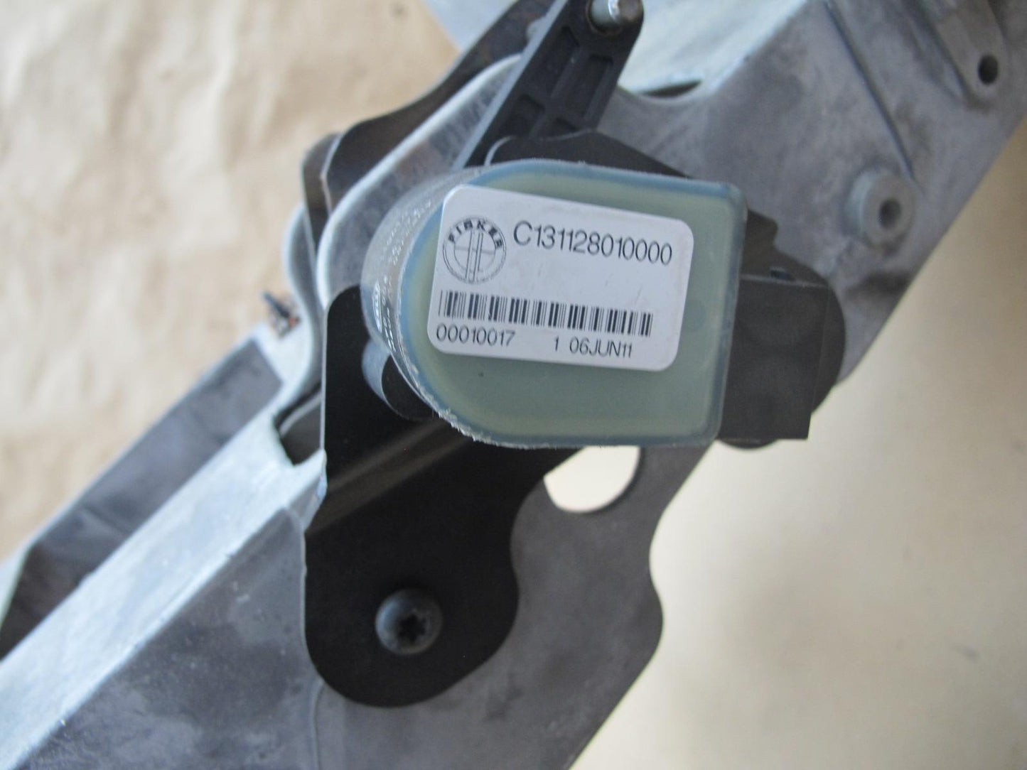11-12 Fisker Karma Brake Pedal w Sensor & Mount Bracket Assembly OEM