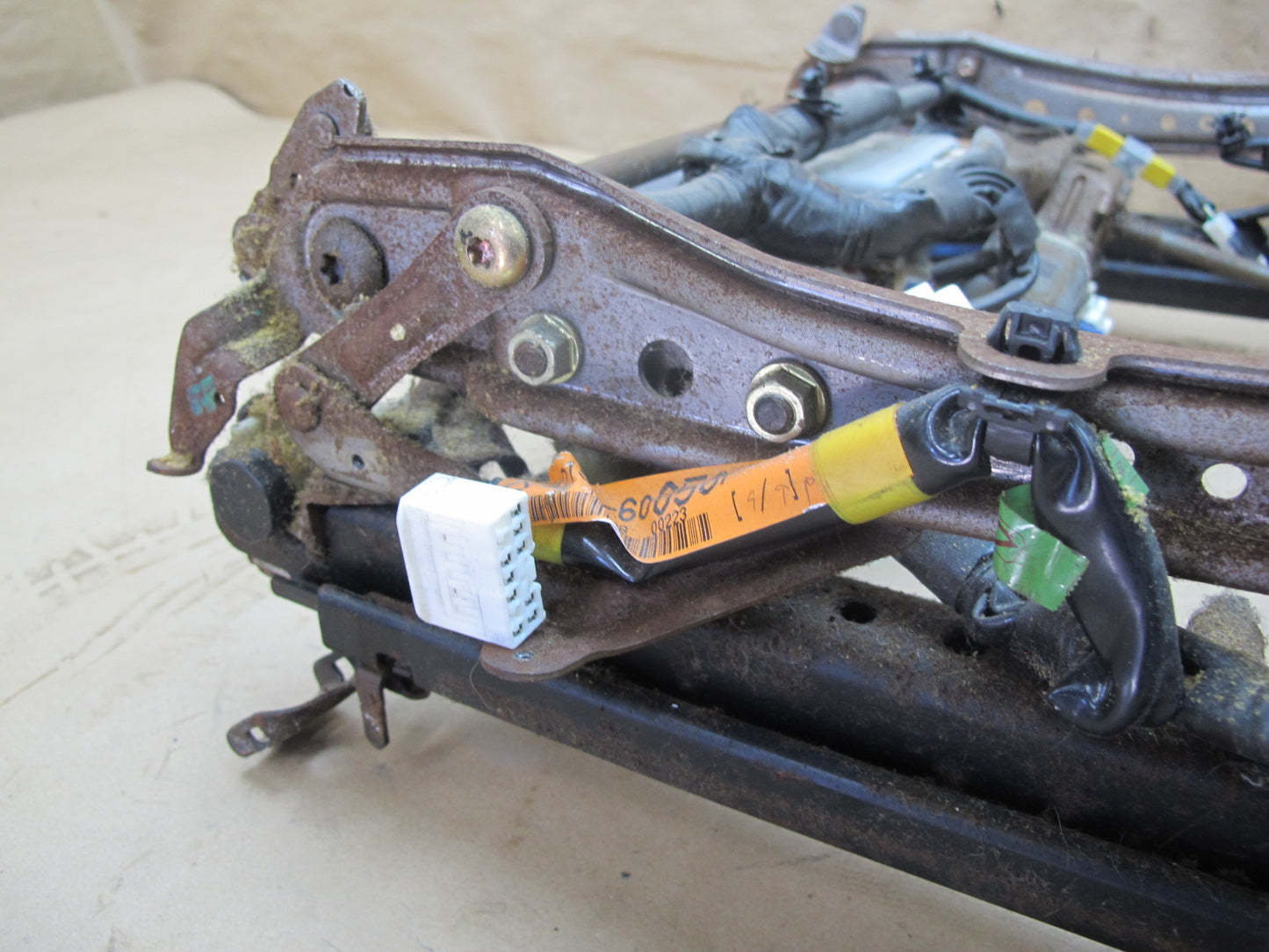 1998-2002 Lexus LX470 Front Left Driver Side Lower Seat Track Frame W/ Motor