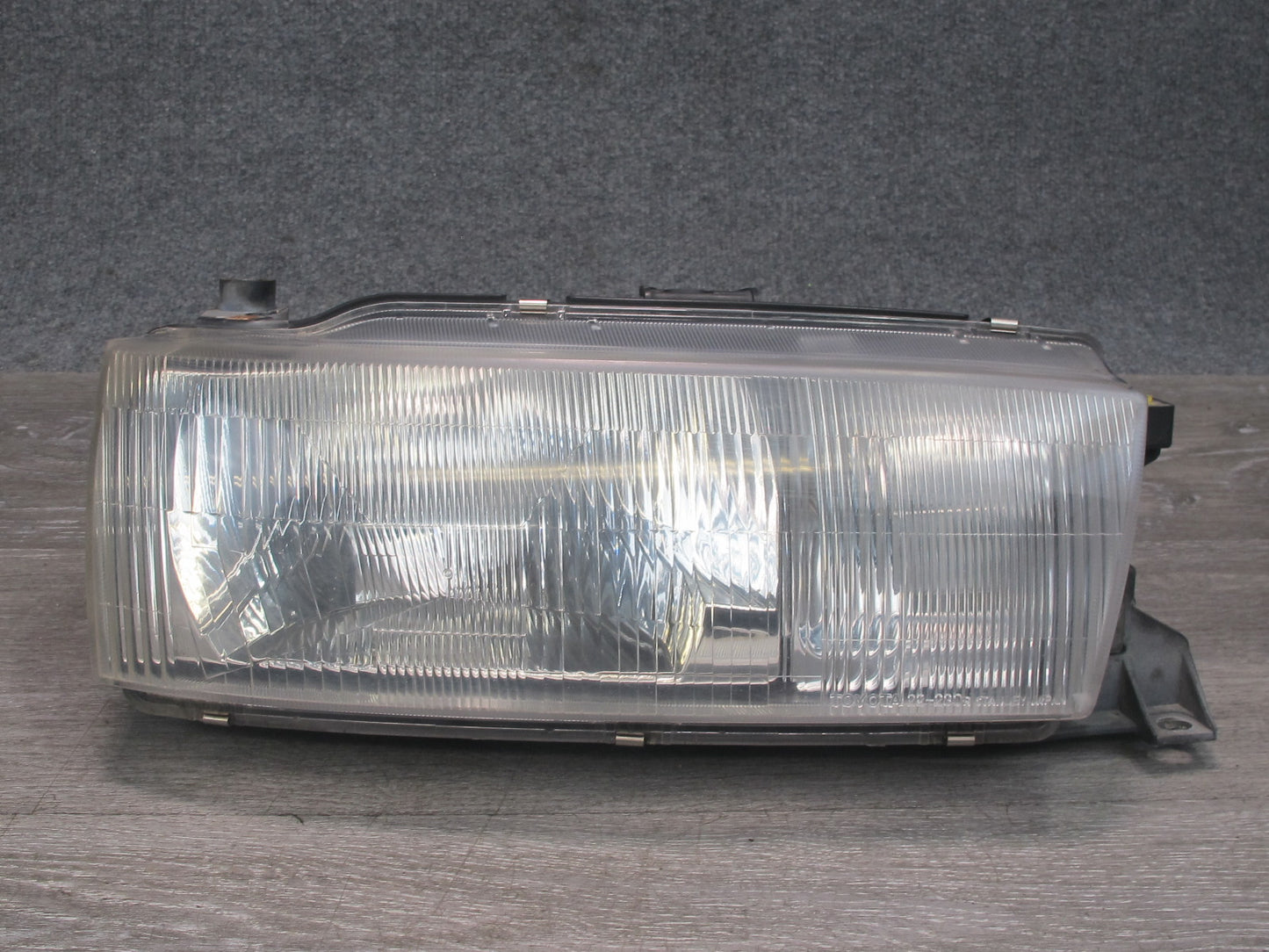 94-96 Toyota Cresta MARK2 JZX90 Set of 2 Front Halogen Headlight Lamp OEM