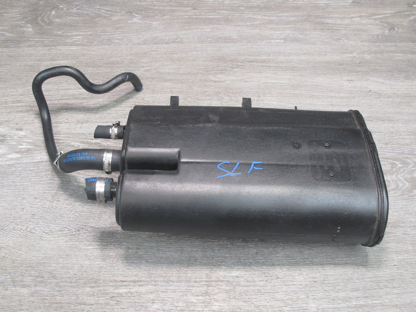 94-98 Mercedes R129 Sl-class Fuel Evap Vapor Charcoal Canister OEM