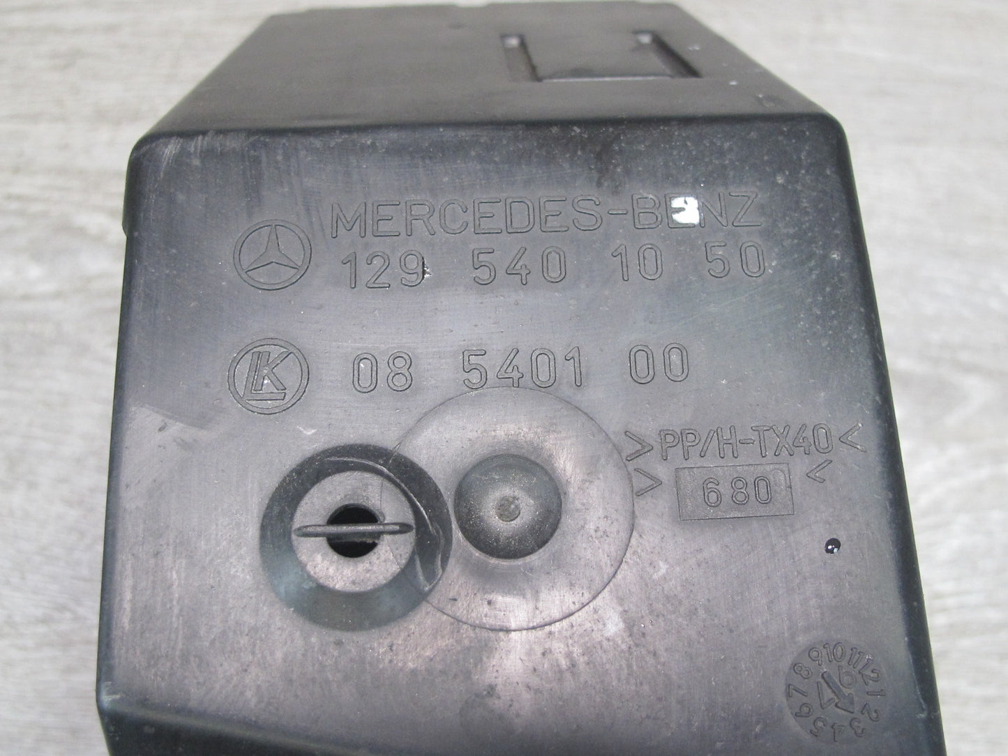 96-02 Mercedes R129 Sl-class Front Left Engine Fuse Relay Box 1295401050 OEM