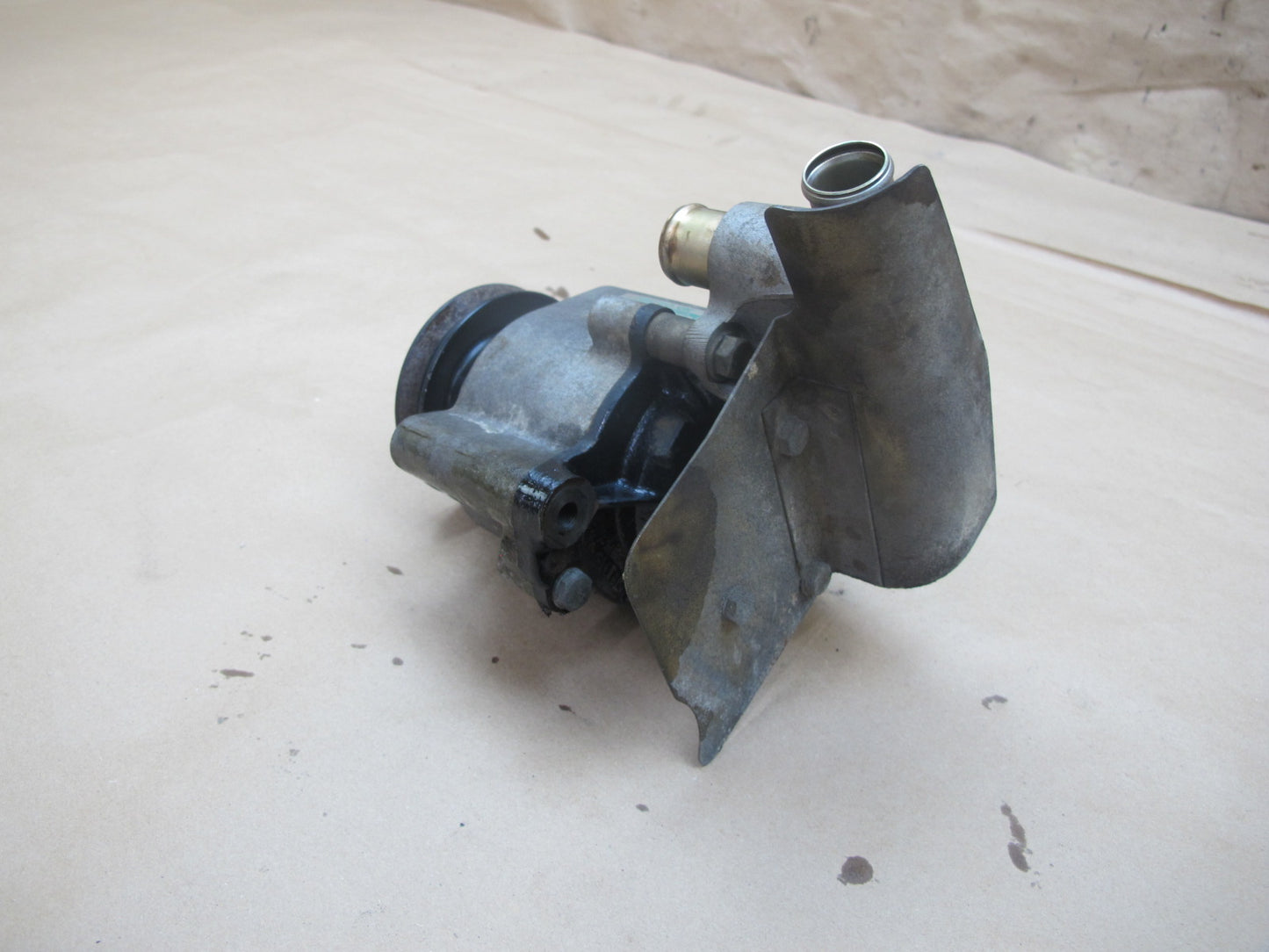 1983-1995 Porsche 928 S Air Smog Injection Auxiliary Pump 92811310906