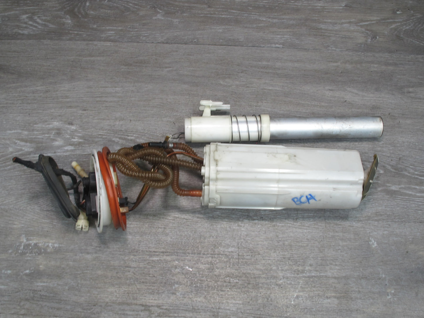 03-10 Bentley Continental Flying Spur 6.0L Engine Left Right Fuel Pump Assembly