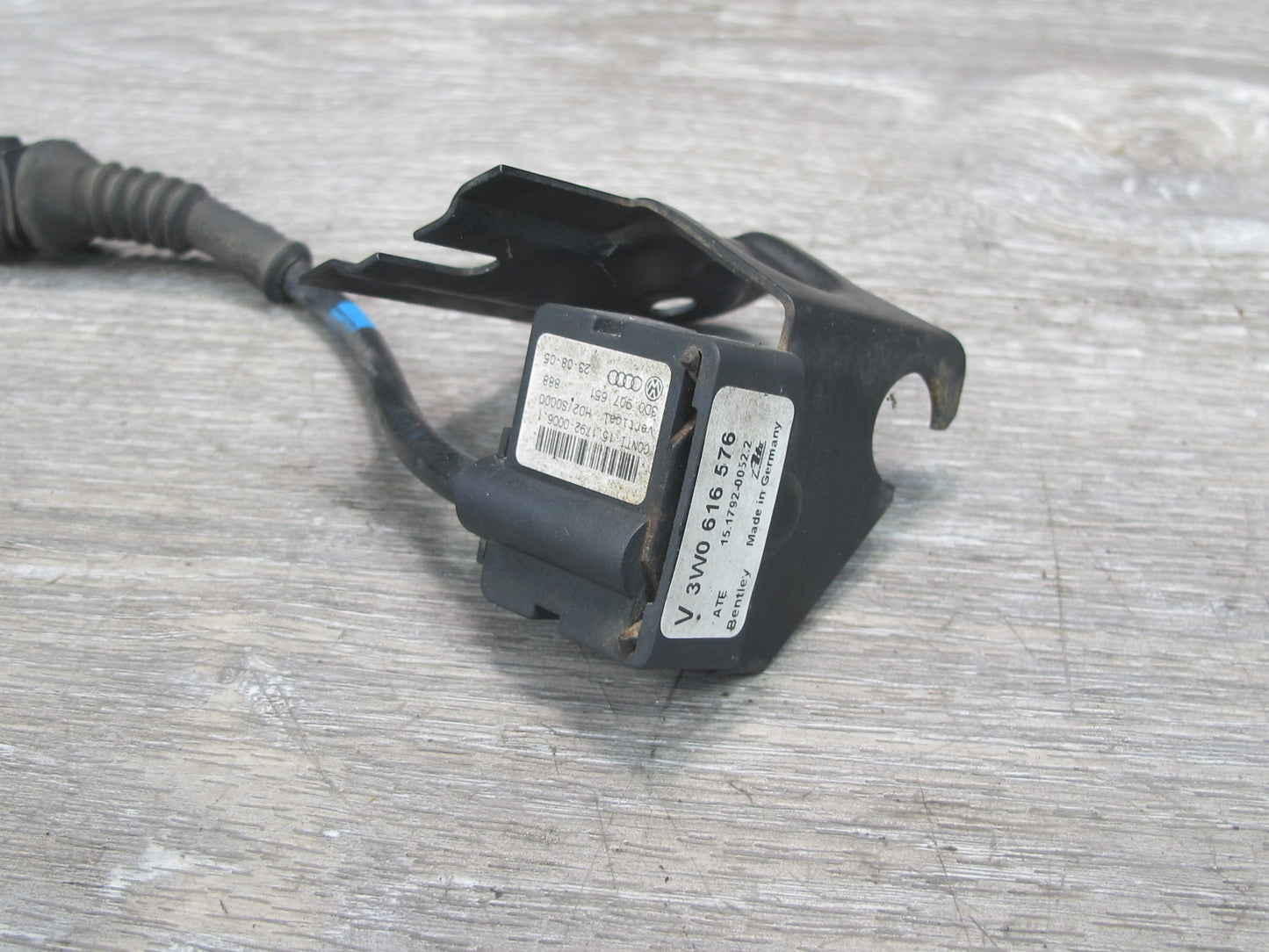 2006-2012 Bentley Continental Flying Spur Acceleration YAW Rate Sensor 3D0907651