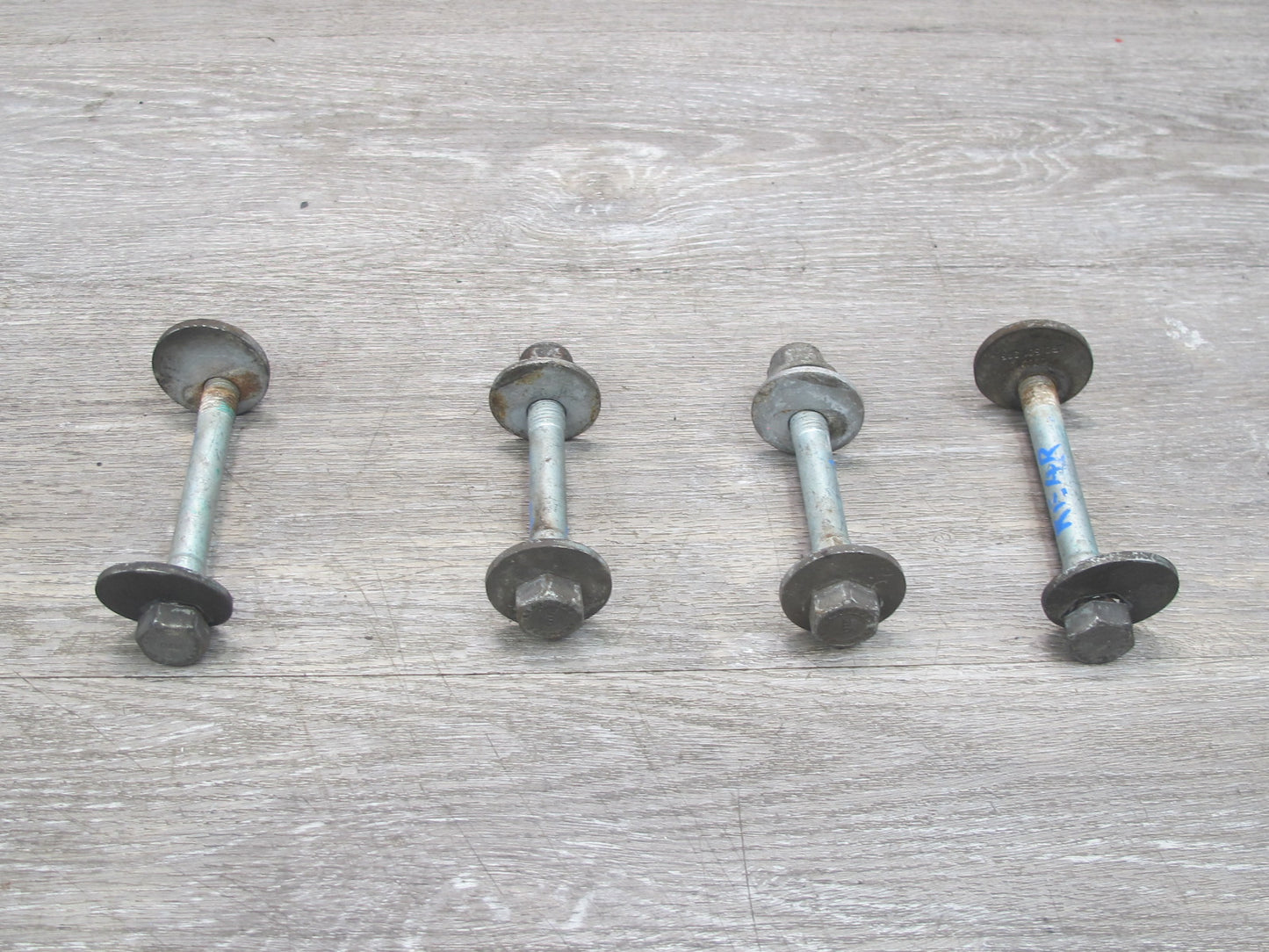 2006-2012 Bentley Flying Spur Rear Suspension Eccentric Camber Bolt Set of 4