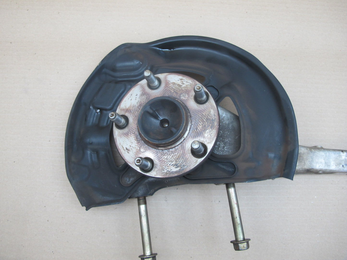 01-06 Lexus UCF30L LS430 RWD Front Left Spindle Knuckle Wheel Hub Bearing OEM