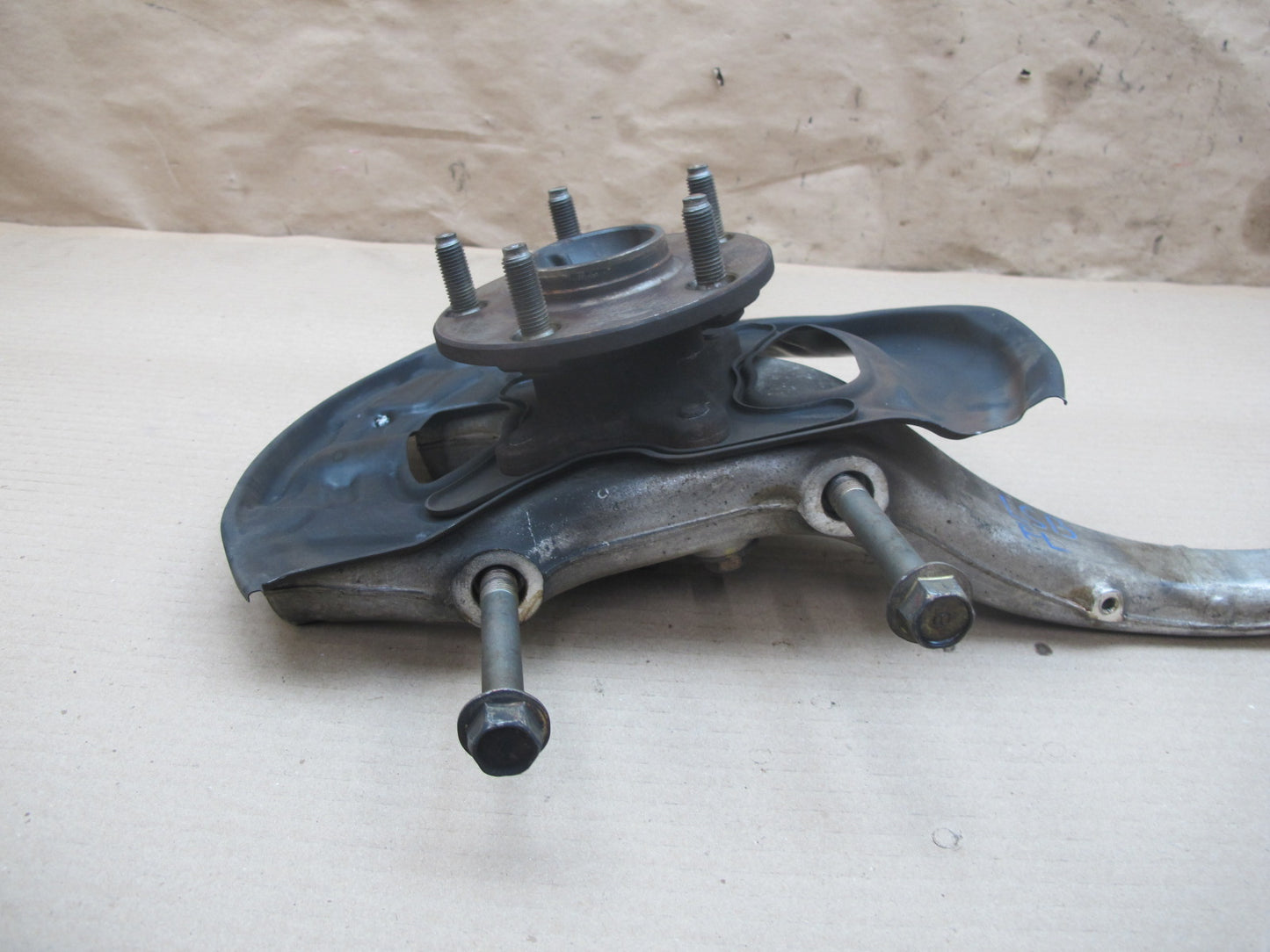 01-06 Lexus UCF30L LS430 RWD Front Left Spindle Knuckle Wheel Hub Bearing OEM