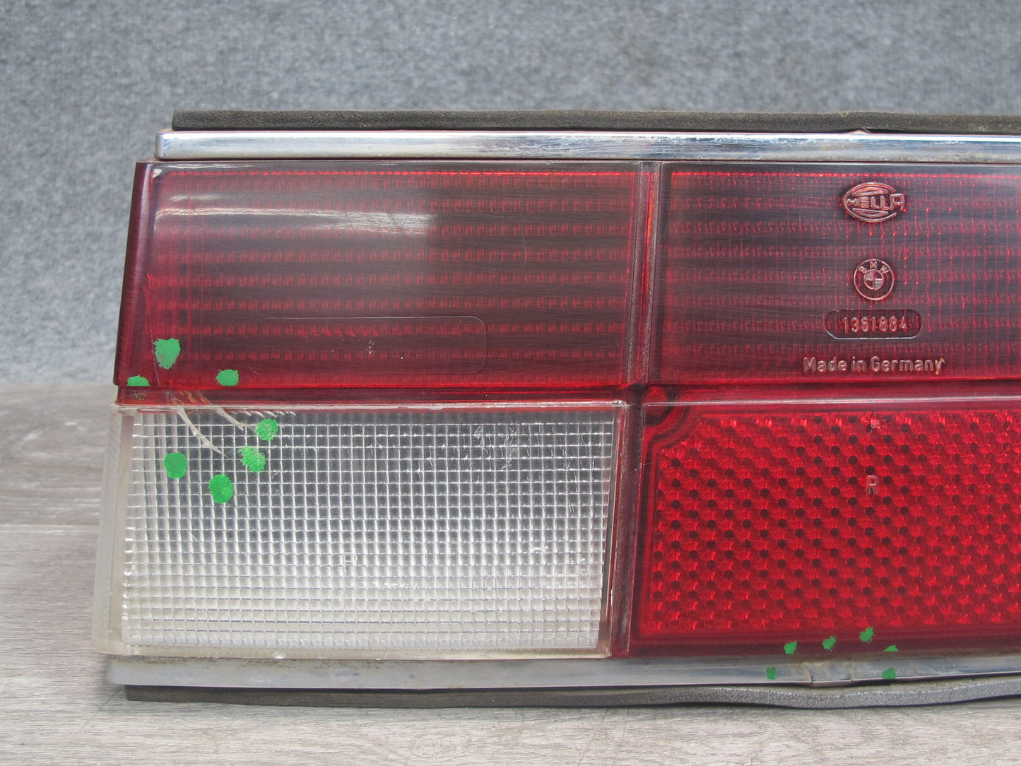 77-89 BMW E24 6-SERIES Set of 2 Rear Left & Right Tail Light Lamp OEM