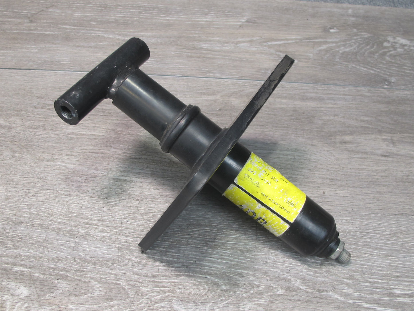 2006-2012 Bentley Flying Spur Rear Left Right Bumper Impact Shock Absorber Set