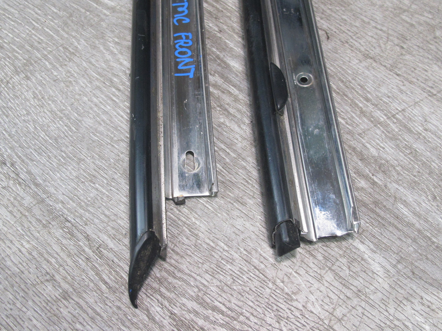 00-05 Toyota MR2 Spyder Set of 2 Front Left & Right A Pillar Drip Molding OEM