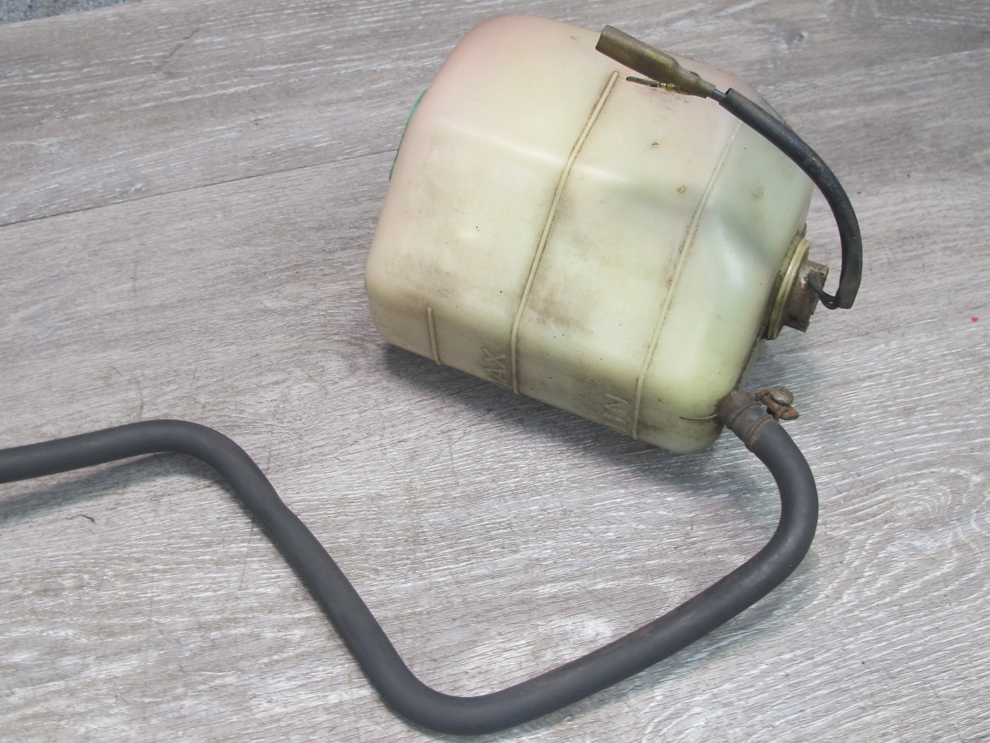 79-83 Datsun Nissan 280ZX S130 NA Engine Coolant Expansion Reservoir Tank OEM