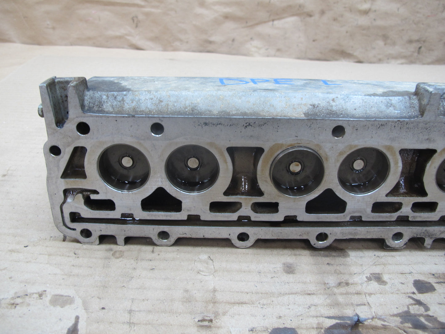 1983-1984 Porsche 928 S 4.7L V8 Engine Motor Left Cylinder Head W/ Timing Gear