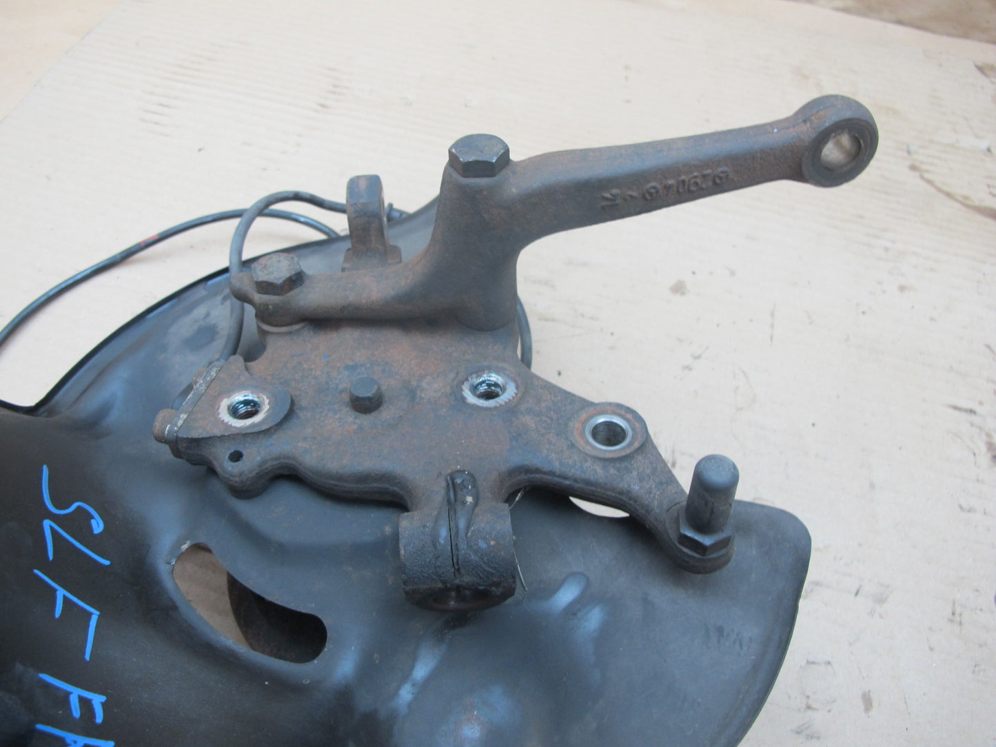 96-02 Mercedes R129 SL600 Front Right Spindle Knuckle Wheel Hub Bearing OEM