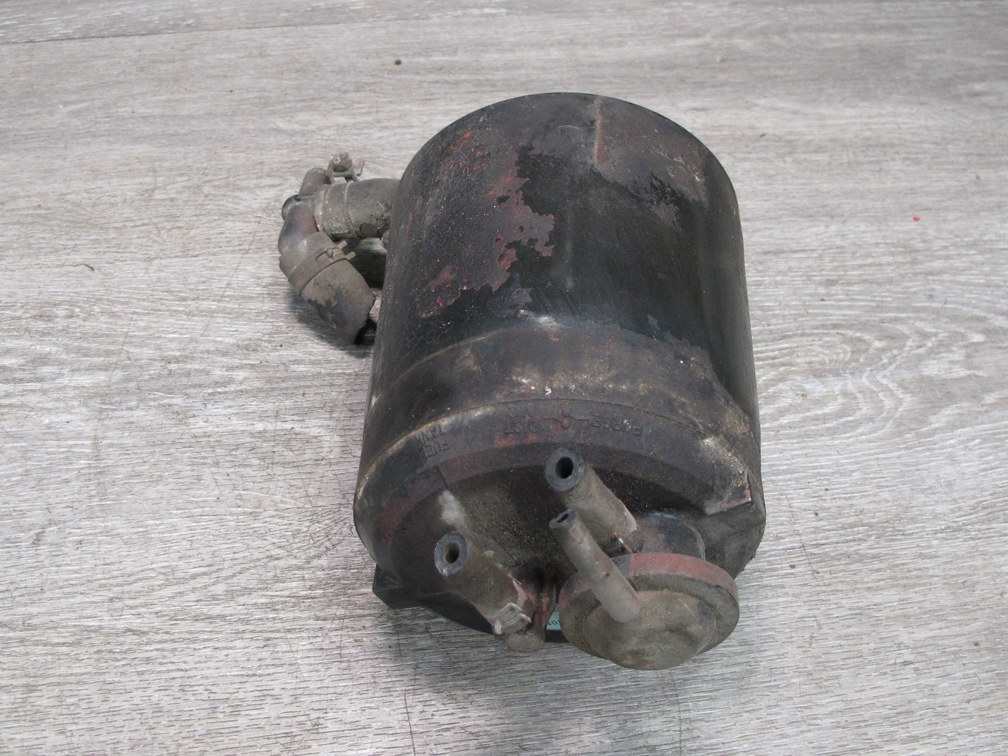 90-96 Nissan Z32 300ZX Fuel Evap Vapor Charcoal Canister 14950-30P01 OEM