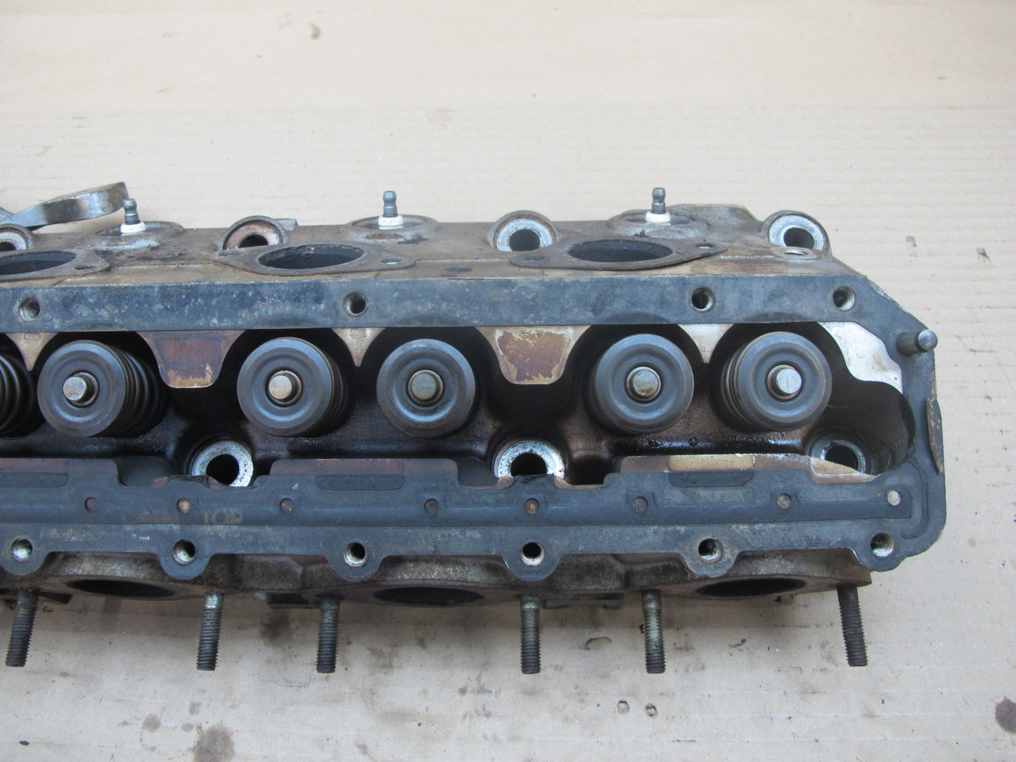 1983-1984 Porsche 928 S 4.7L Engine Motor Right Side Cylinder Head 9281043561R