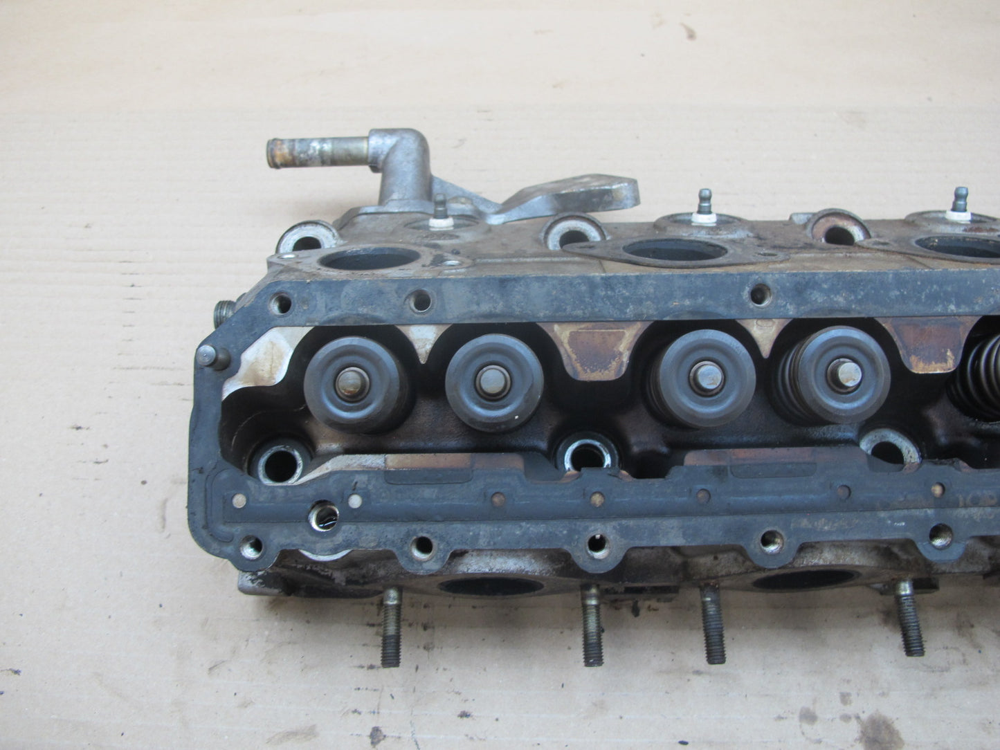 1983-1984 Porsche 928 S 4.7L Engine Motor Right Side Cylinder Head 9281043561R