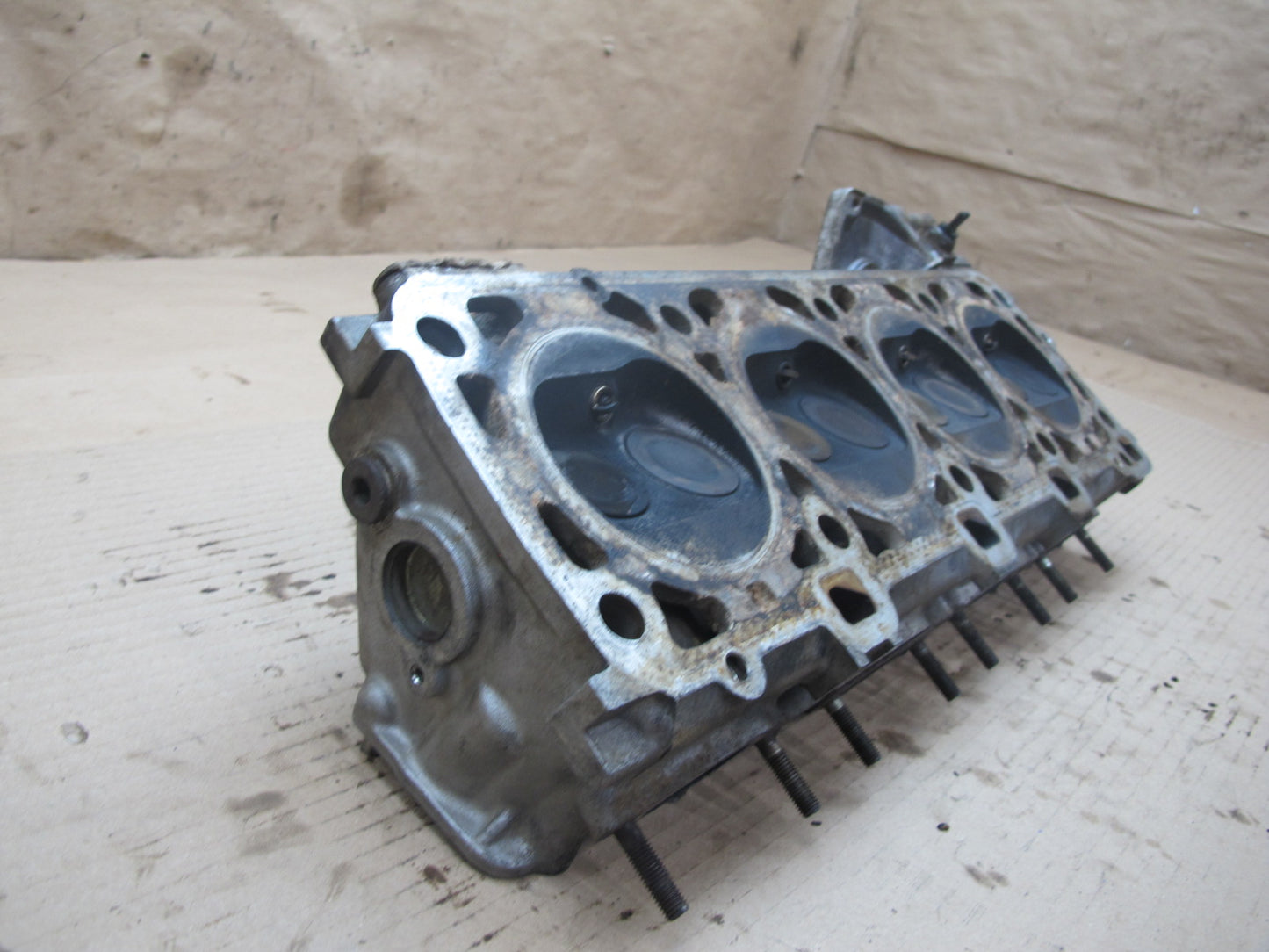 1983-1984 Porsche 928 S 4.7L Engine Motor Right Side Cylinder Head 9281043561R