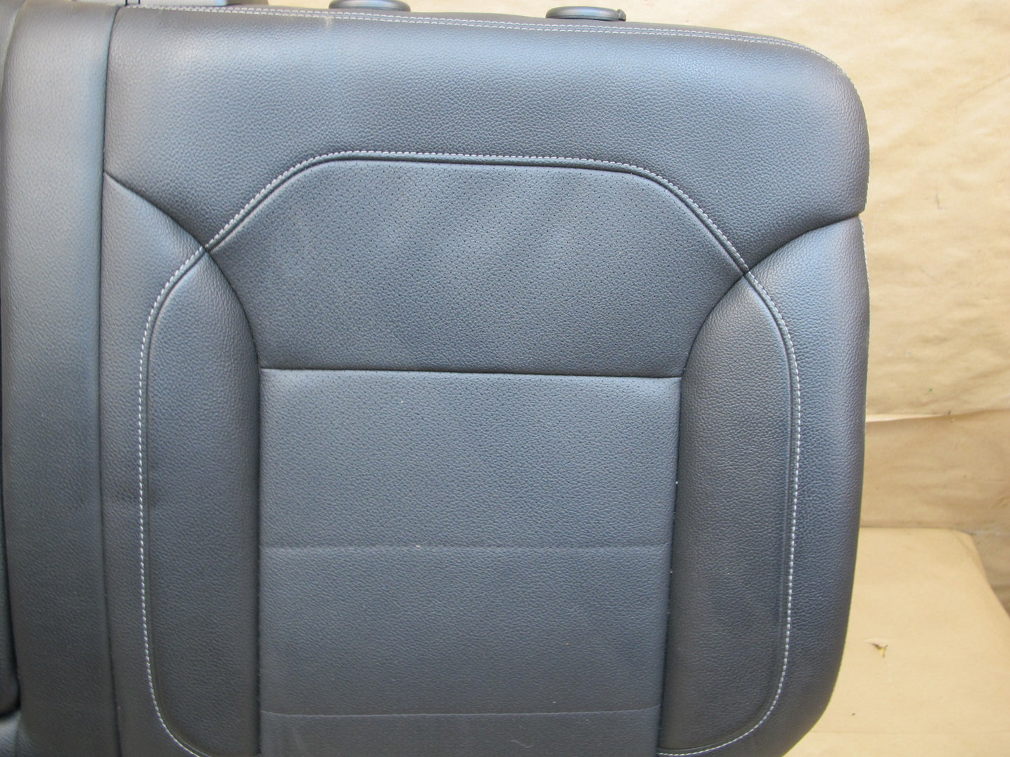 12-15 Mercedes W166 Ml-class Rear Left Seat Upper Cushion Black OEM