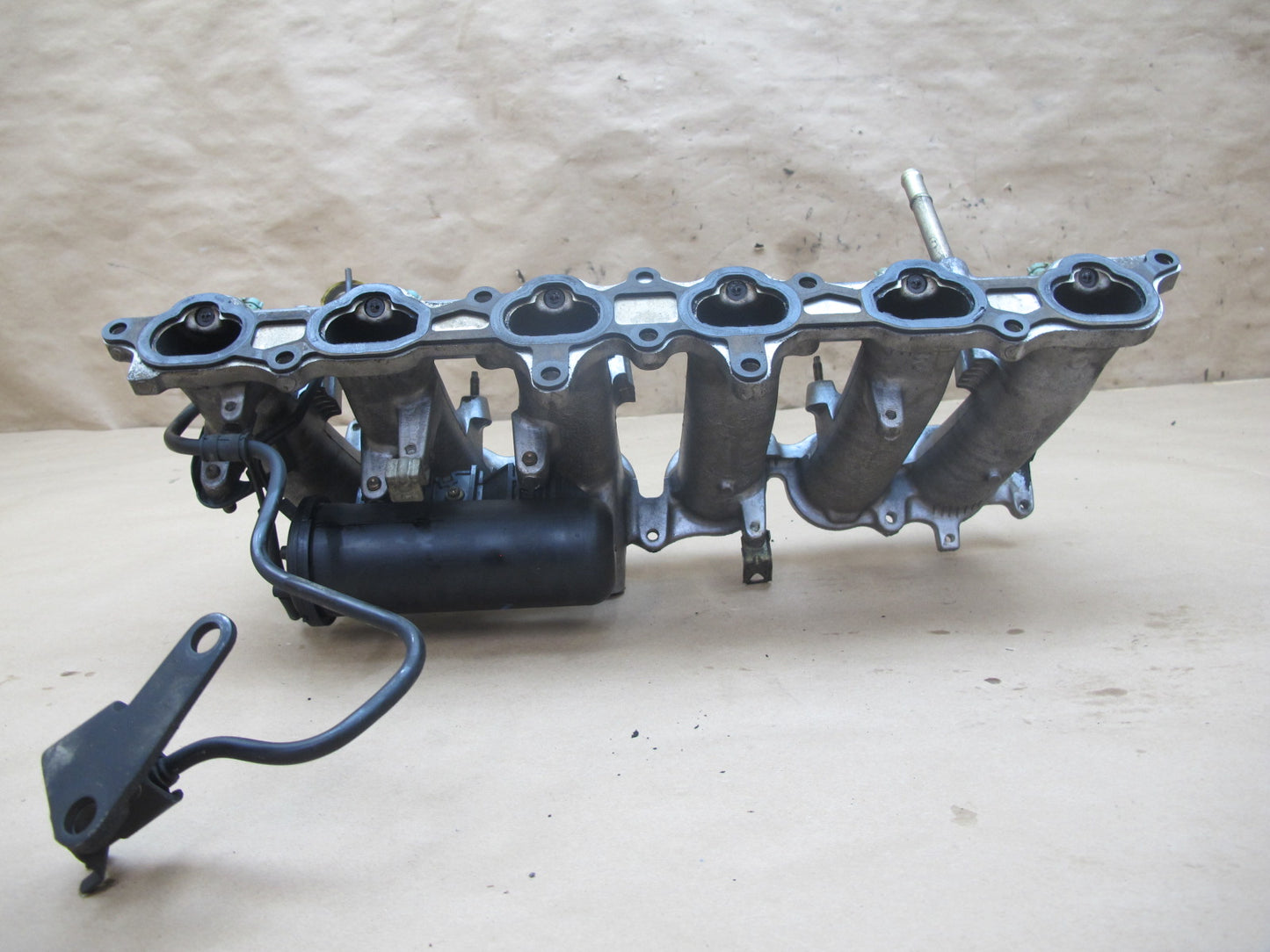 98-00 Lexus JZZ31 SC300 Engine Lower Air  Intake Manifold OEM