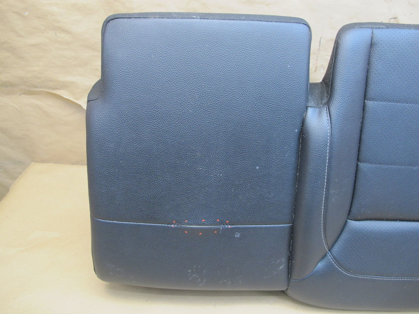 12-15 Mercedes W166 Ml-class Rear Left Seat Lower Cushion Black OEM
