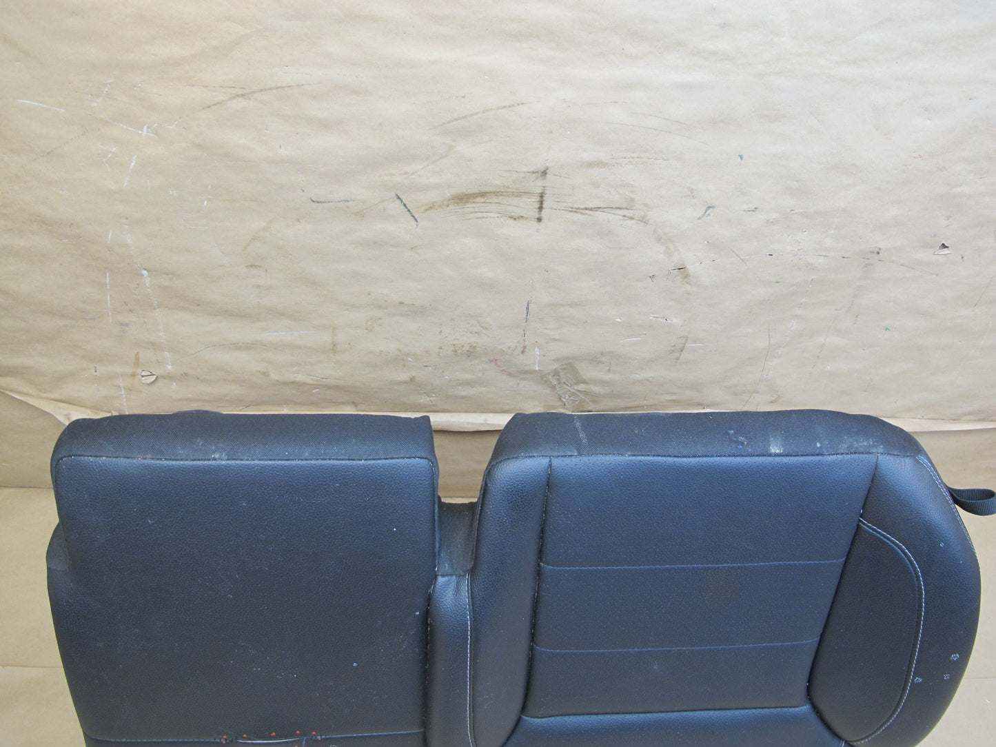 12-15 Mercedes W166 Ml-class Rear Left Seat Lower Cushion Black OEM
