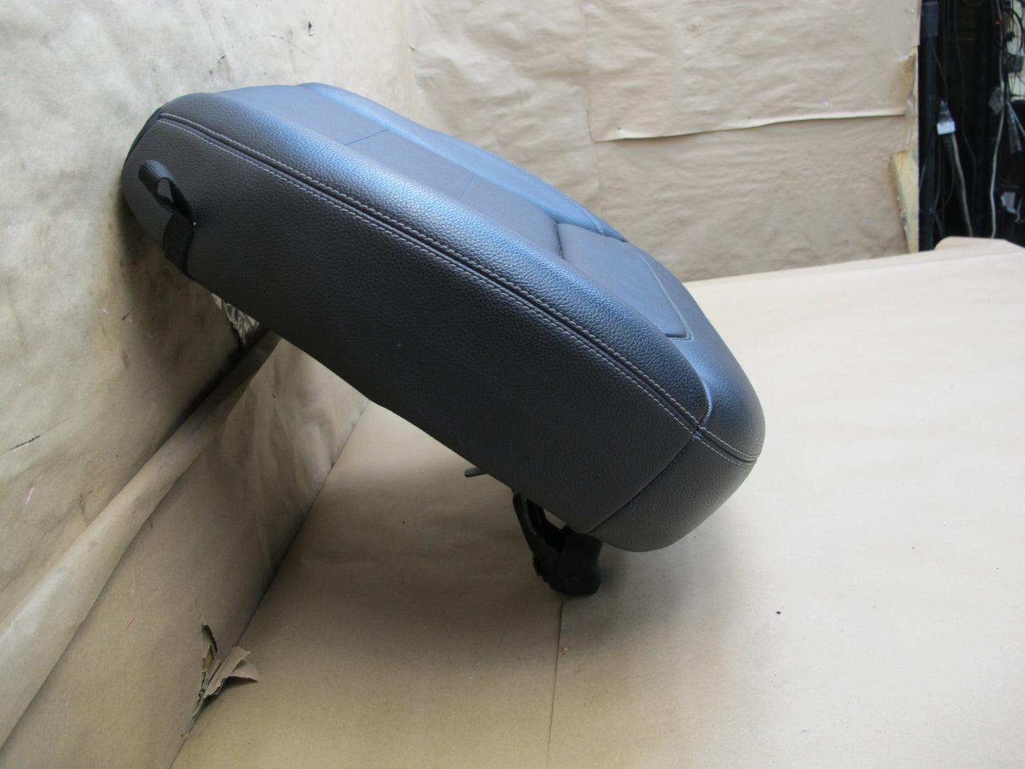 12-15 Mercedes W166 Ml-class Rear Right Seat Lower Cushion Black OEM