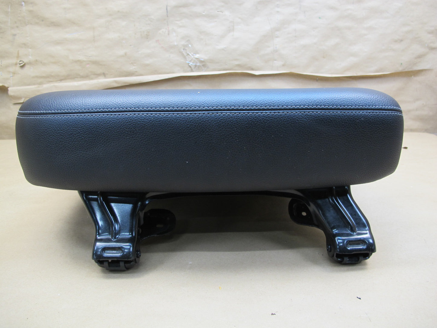 12-15 Mercedes W166 Ml-class Rear Right Seat Lower Cushion Black OEM