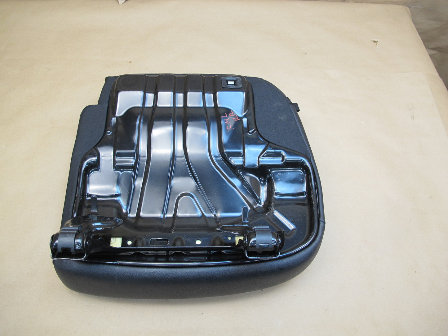 12-15 Mercedes W166 Ml-class Rear Right Seat Lower Cushion Black OEM